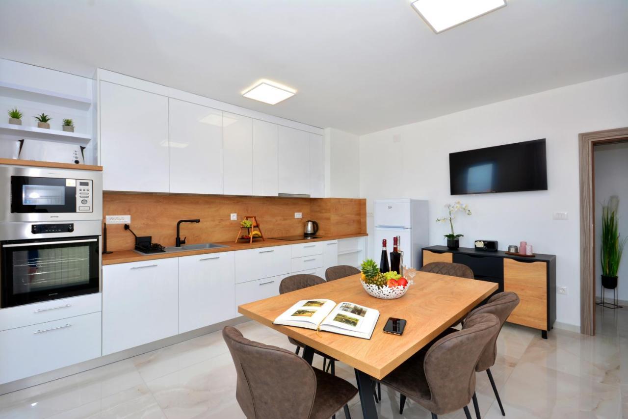 Apartments Radeljic Ποντστράνα Εξωτερικό φωτογραφία