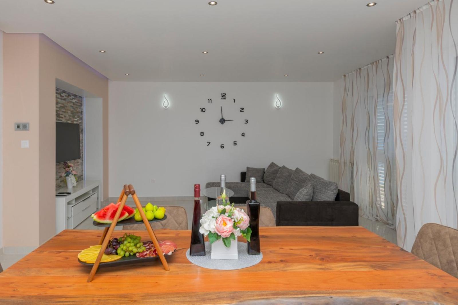 Apartments Radeljic Ποντστράνα Δωμάτιο φωτογραφία